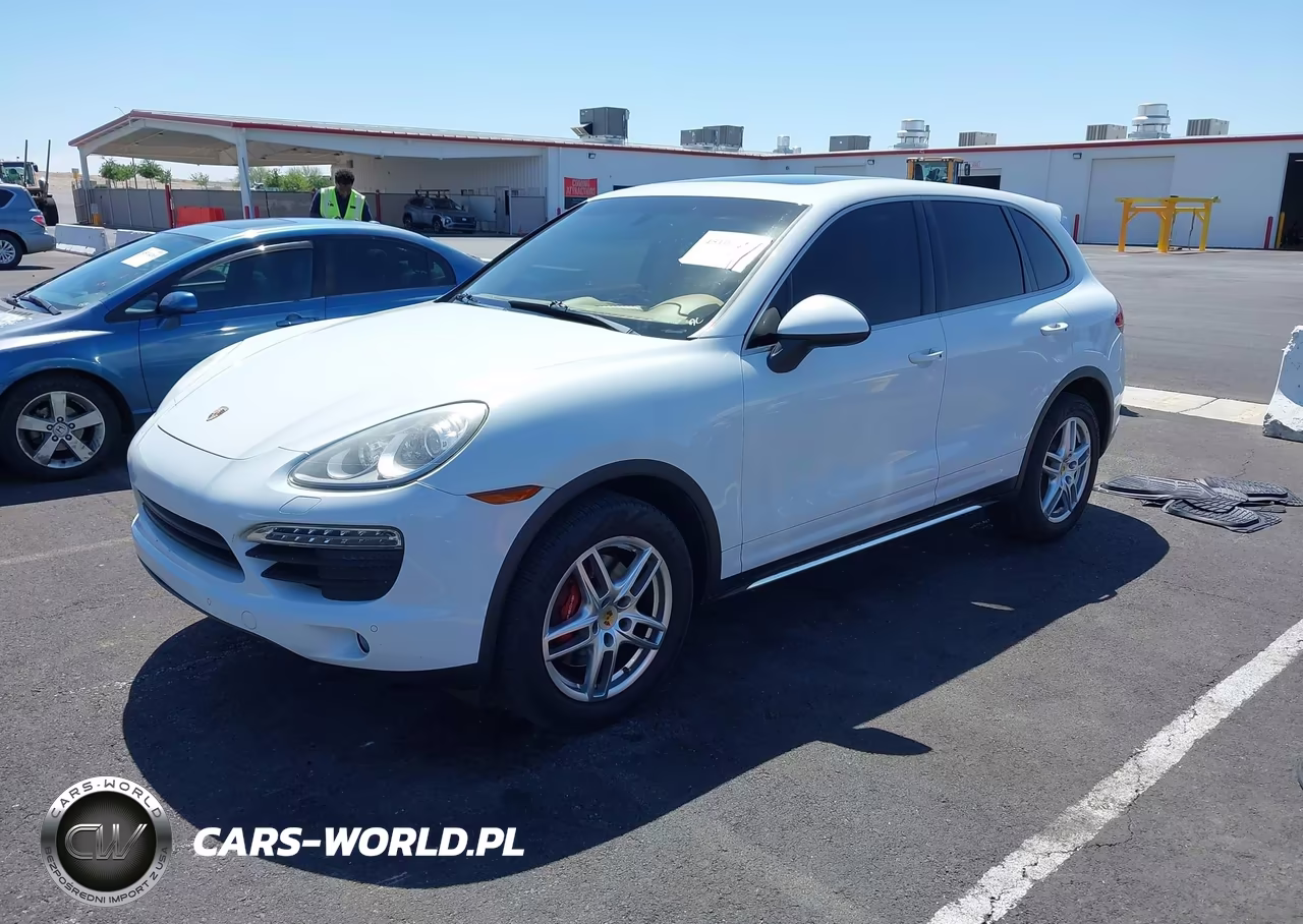 2014 Porsche Cayenne Platinum Edition VIN:WP1AA2A28ELA93187 - 2