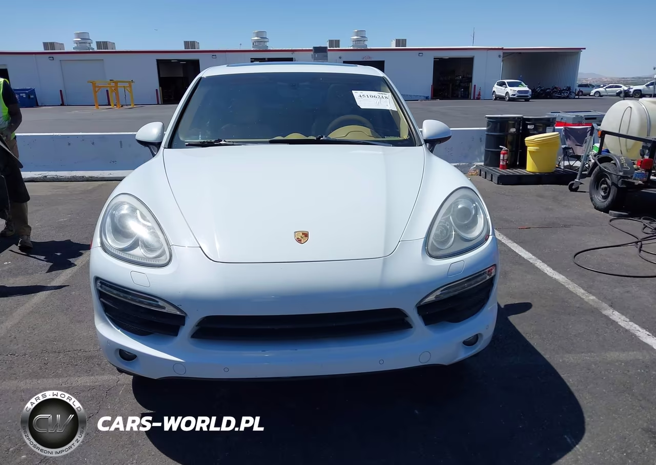2014 Porsche Cayenne Platinum Edition VIN:WP1AA2A28ELA93187 - 6