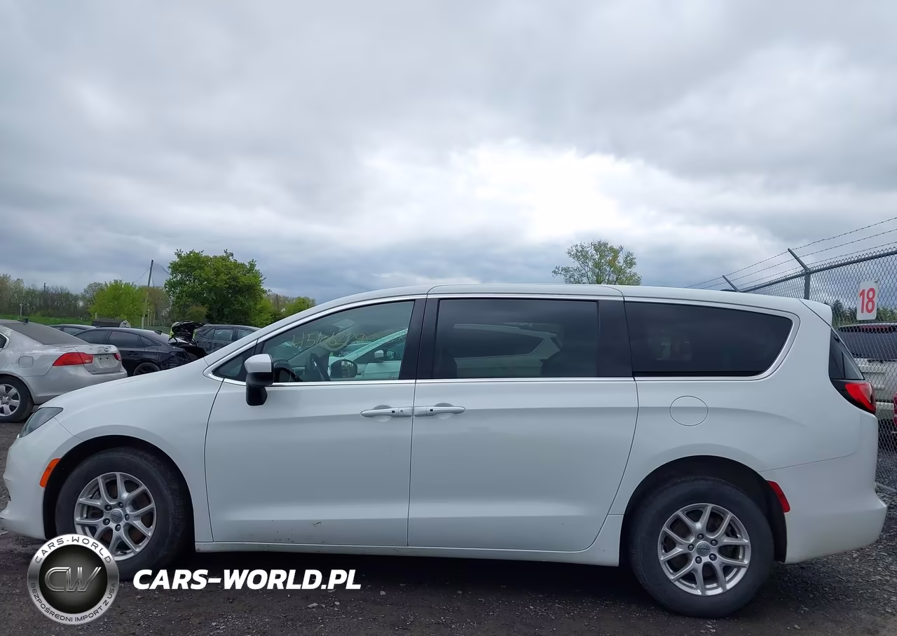 2023 Chrysler Voyager Lx VIN:2C4RC1CG5PR568497 - 14