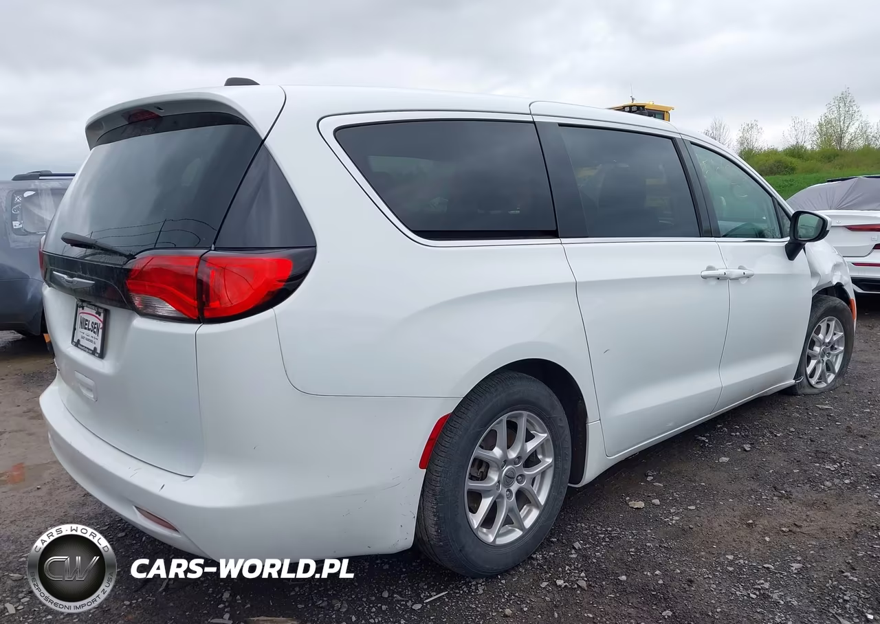 2023 Chrysler Voyager Lx VIN:2C4RC1CG5PR568497 - 4