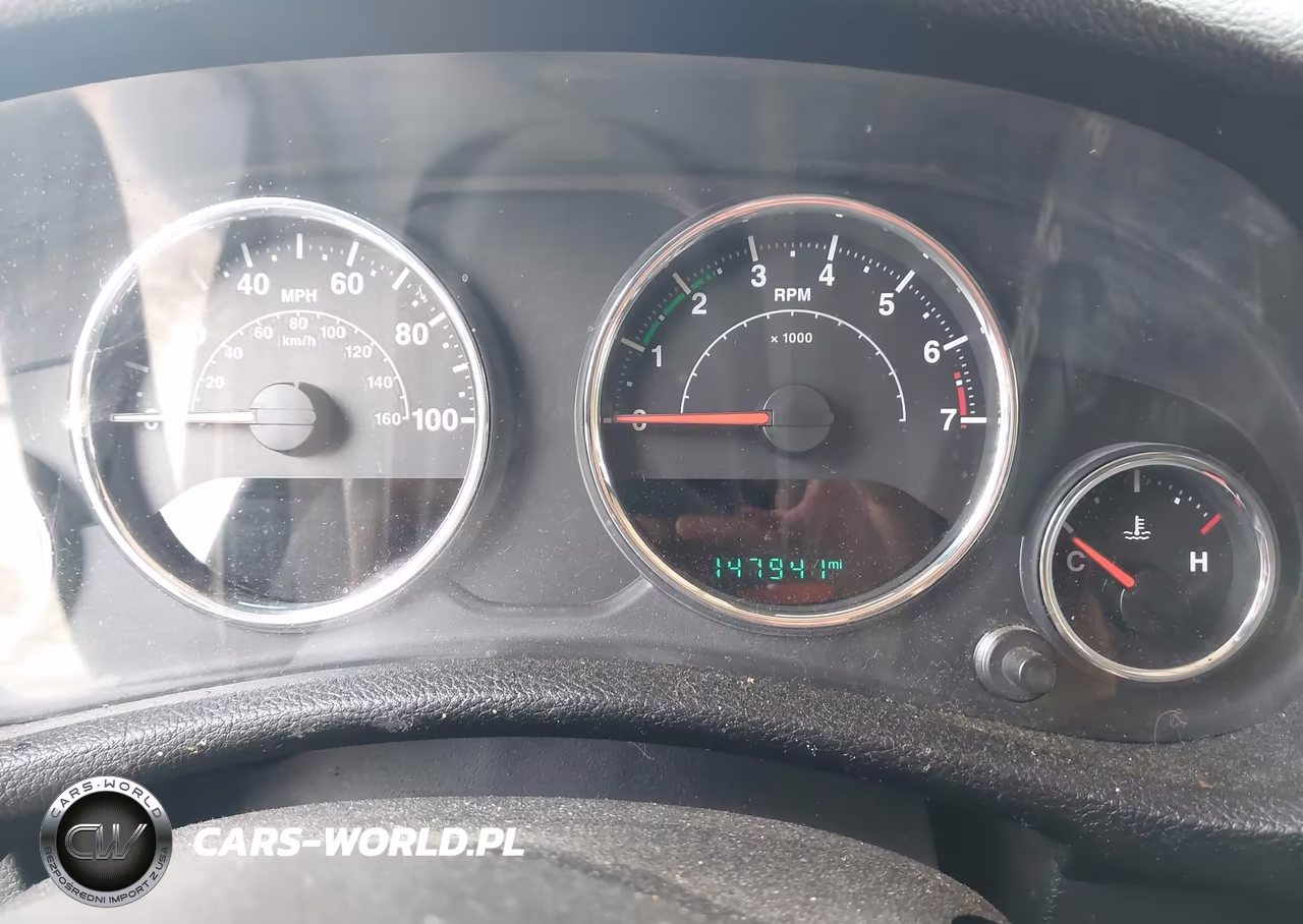 2016 Jeep Wrangler Unlimited Sport VIN:1C4HJWDGXGL300941 - 7