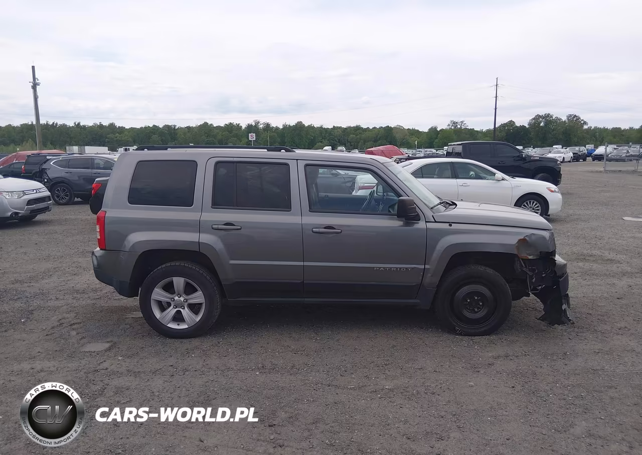 2012 Jeep Patriot Latitude VIN:1C4NJPFA0CD678675 - 13