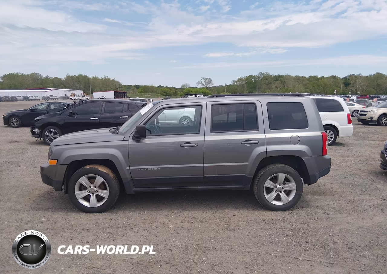 2012 Jeep Patriot Latitude VIN:1C4NJPFA0CD678675 - 14