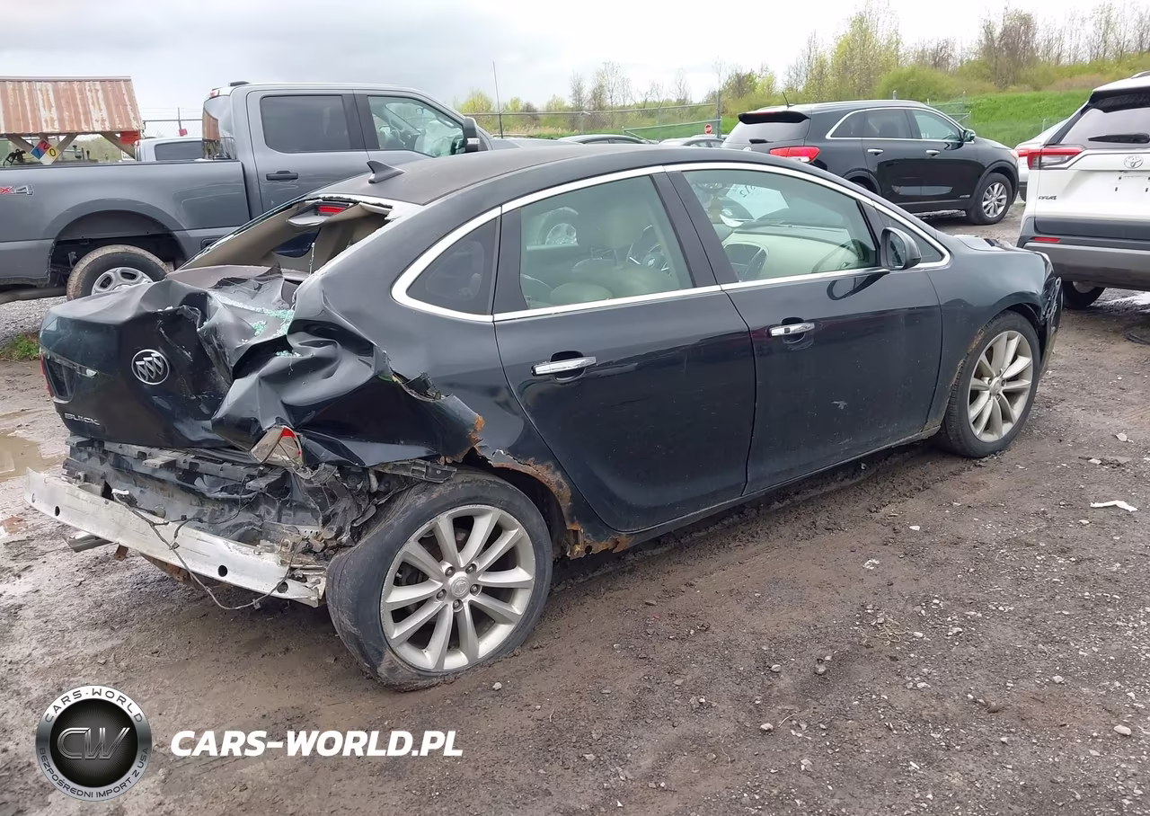 2012 Buick Verano Leather Group VIN:1G4PS5SK5C4151378 - 4