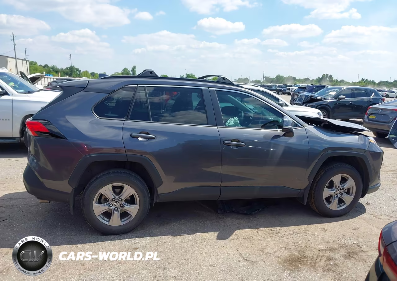 2024 Toyota Rav4 Xle VIN:2T3W1RFV5RC265179 - 13