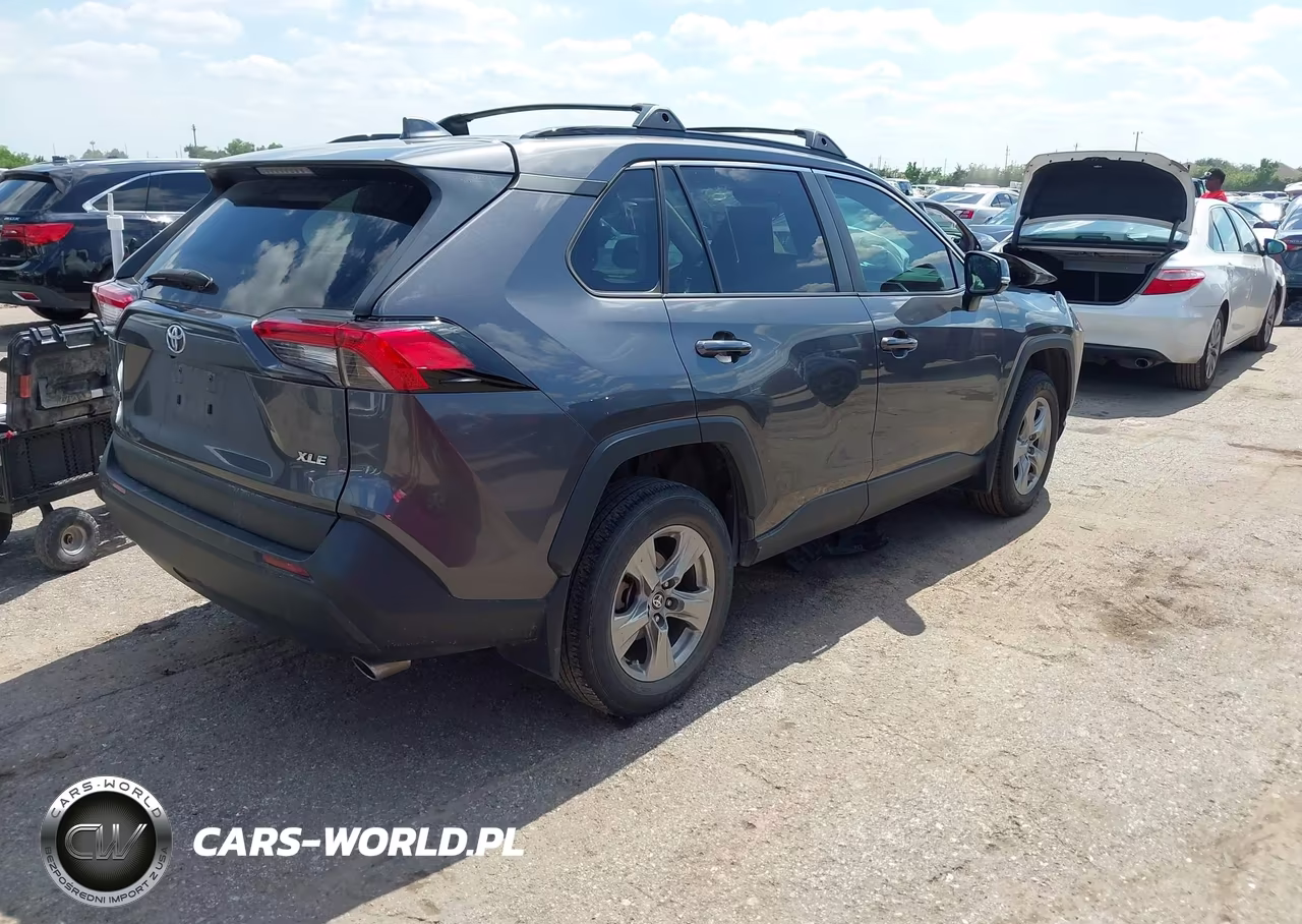 2024 Toyota Rav4 Xle VIN:2T3W1RFV5RC265179 - 4