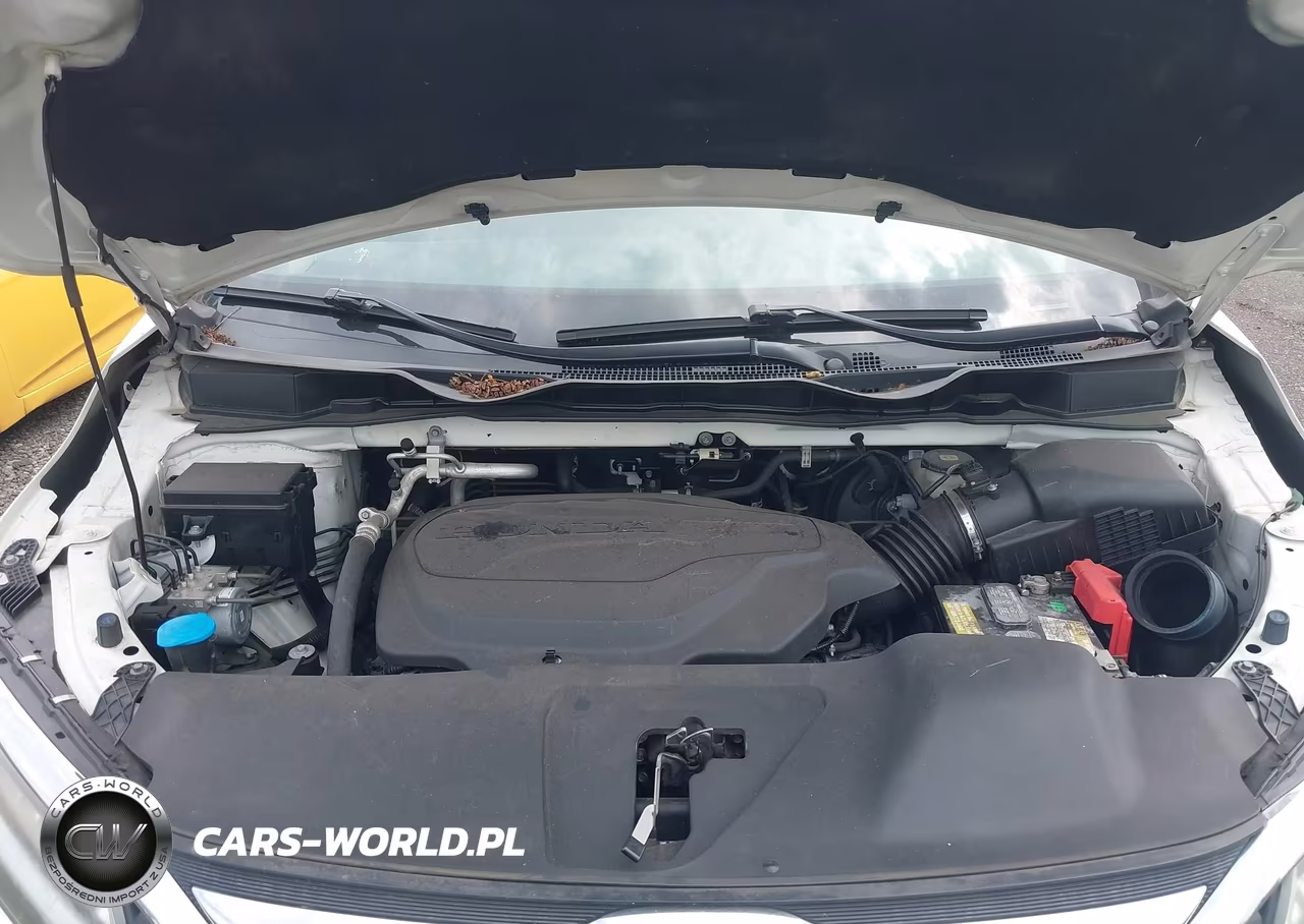 2018 Honda Odyssey Elite VIN:5FNRL6H95JB037472 - 10