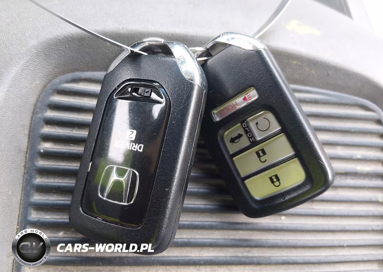 2018 Honda Accord Ex-L VIN:1HGCV1F63JA084408 - 11