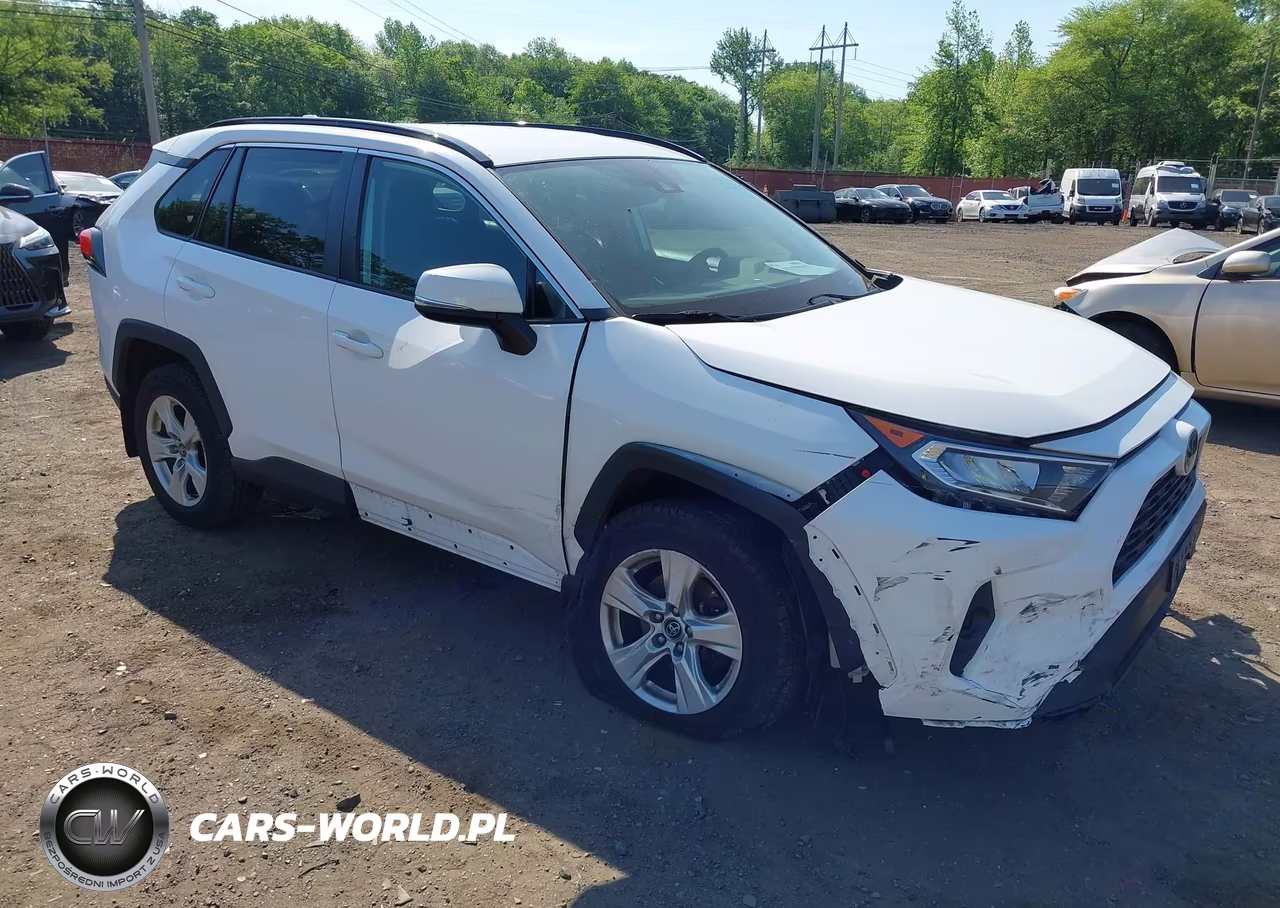 2021 Toyota Rav4 Xle – zdjęcie 1 z 17