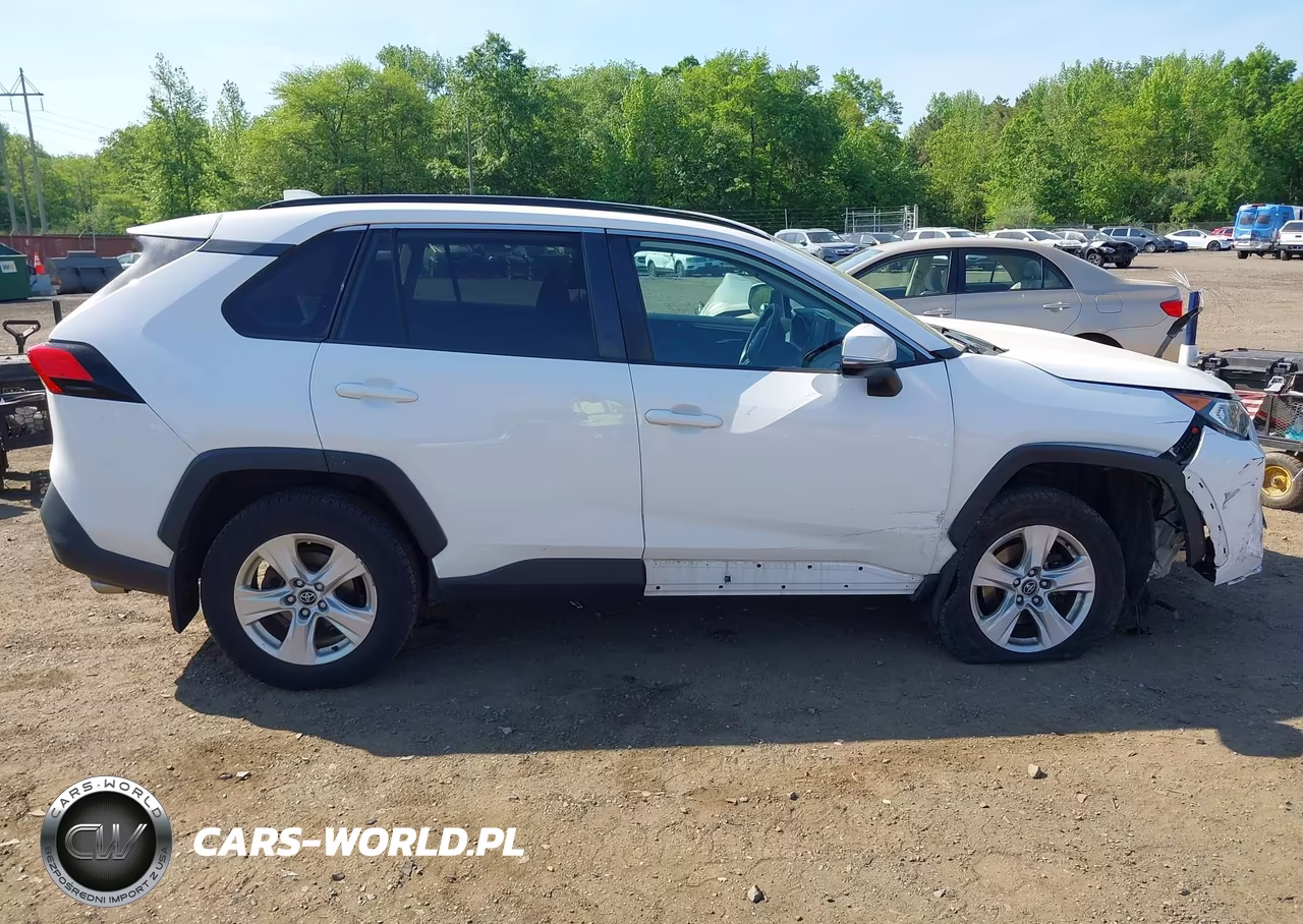 2021 Toyota Rav4 Xle VIN:2T3P1RFV6MC144786 - 13