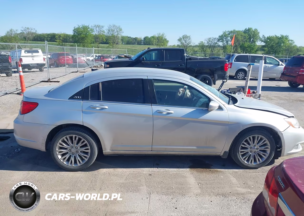 2012 Chrysler 200 Lx VIN:1C3CCBAB4CN101117 - 13