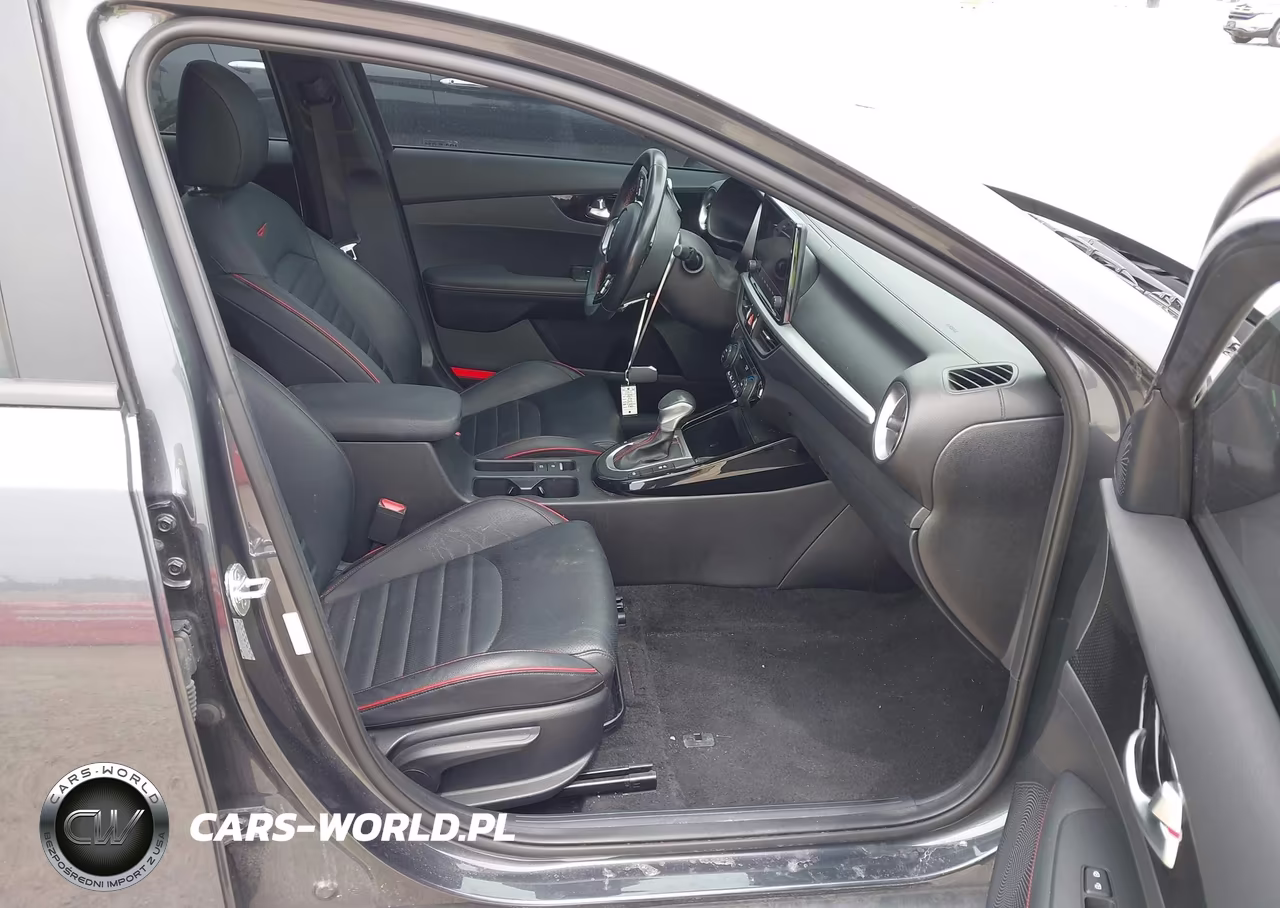 2023 Kia Forte Gt VIN:3KPF44AC2PE517039 - 5