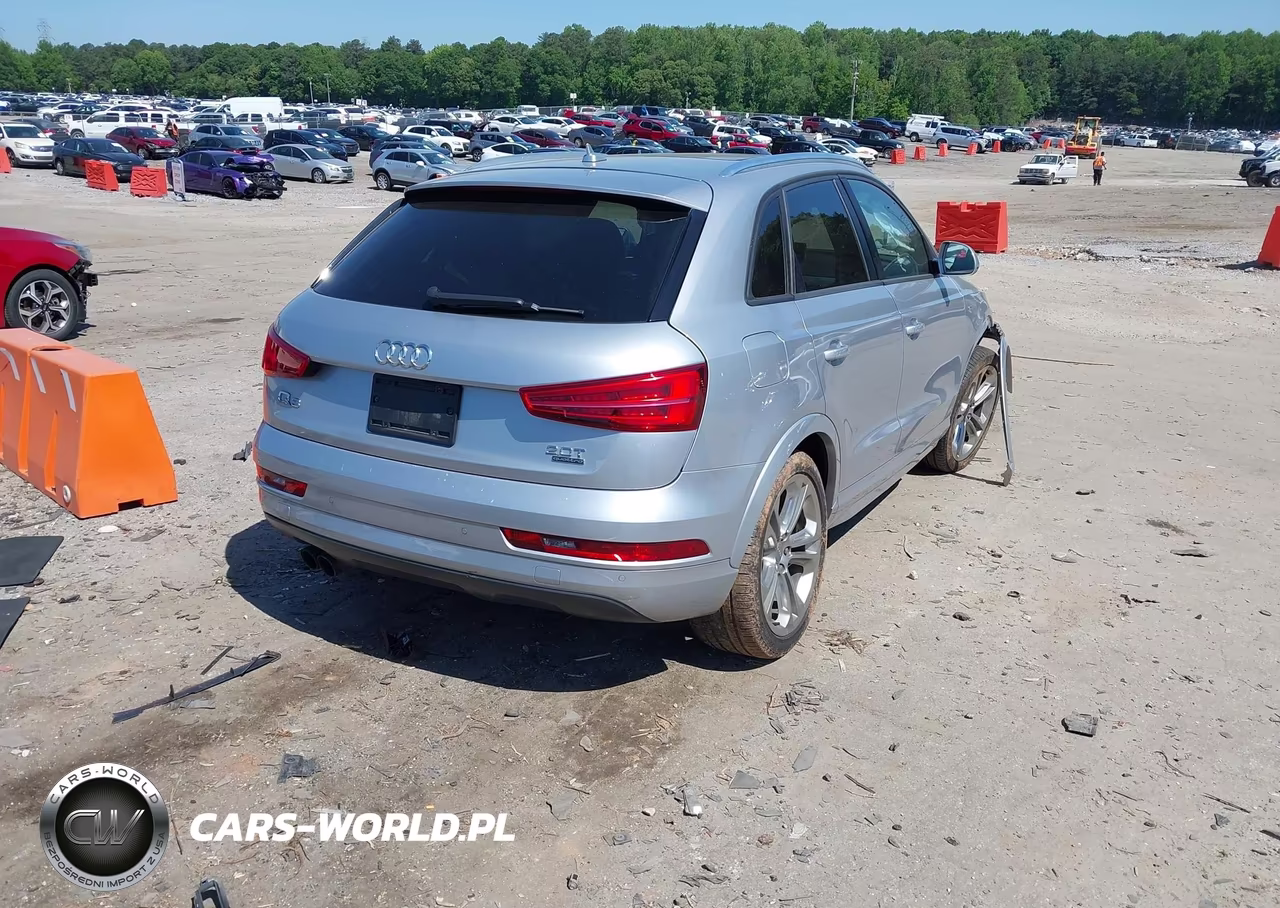 2018 Audi Q3 2.0T Premium-2.0T Sport Premium VIN:WA1ECCFS7JR034581 - 4