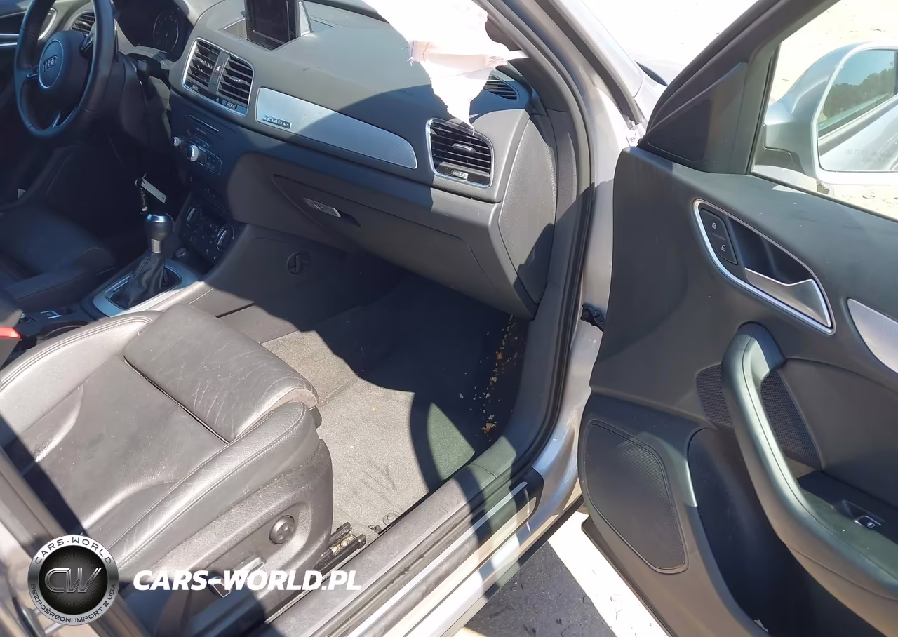 2018 Audi Q3 2.0T Premium-2.0T Sport Premium VIN:WA1ECCFS7JR034581 - 5