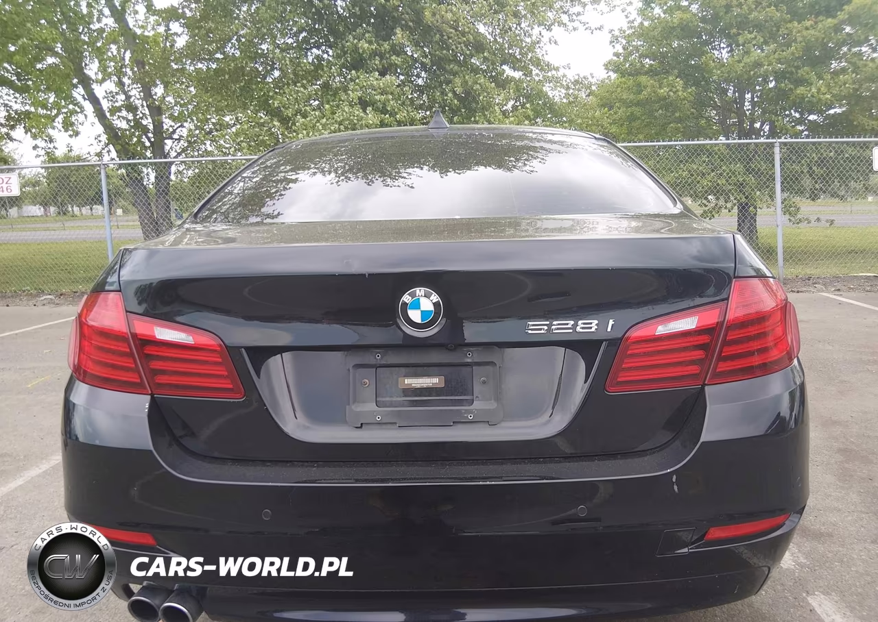 2016 BMW 528I VIN:WBA5A5C5XGD527535 - 16