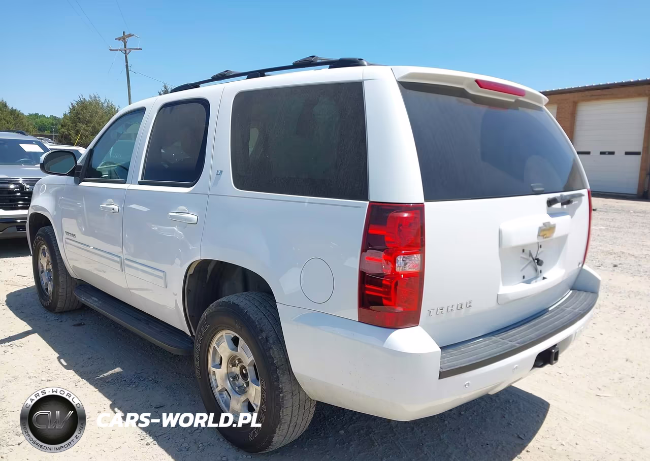 2011 Chevrolet Tahoe Lt VIN:1GNSKBE0XBR352452 - 3
