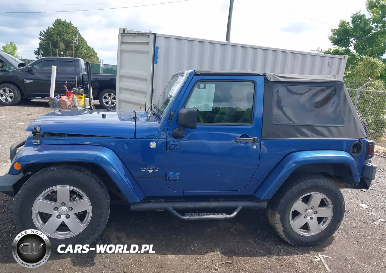 2010 Jeep Wrangler Sahara VIN:1J4GA5D10AL110326 - 15