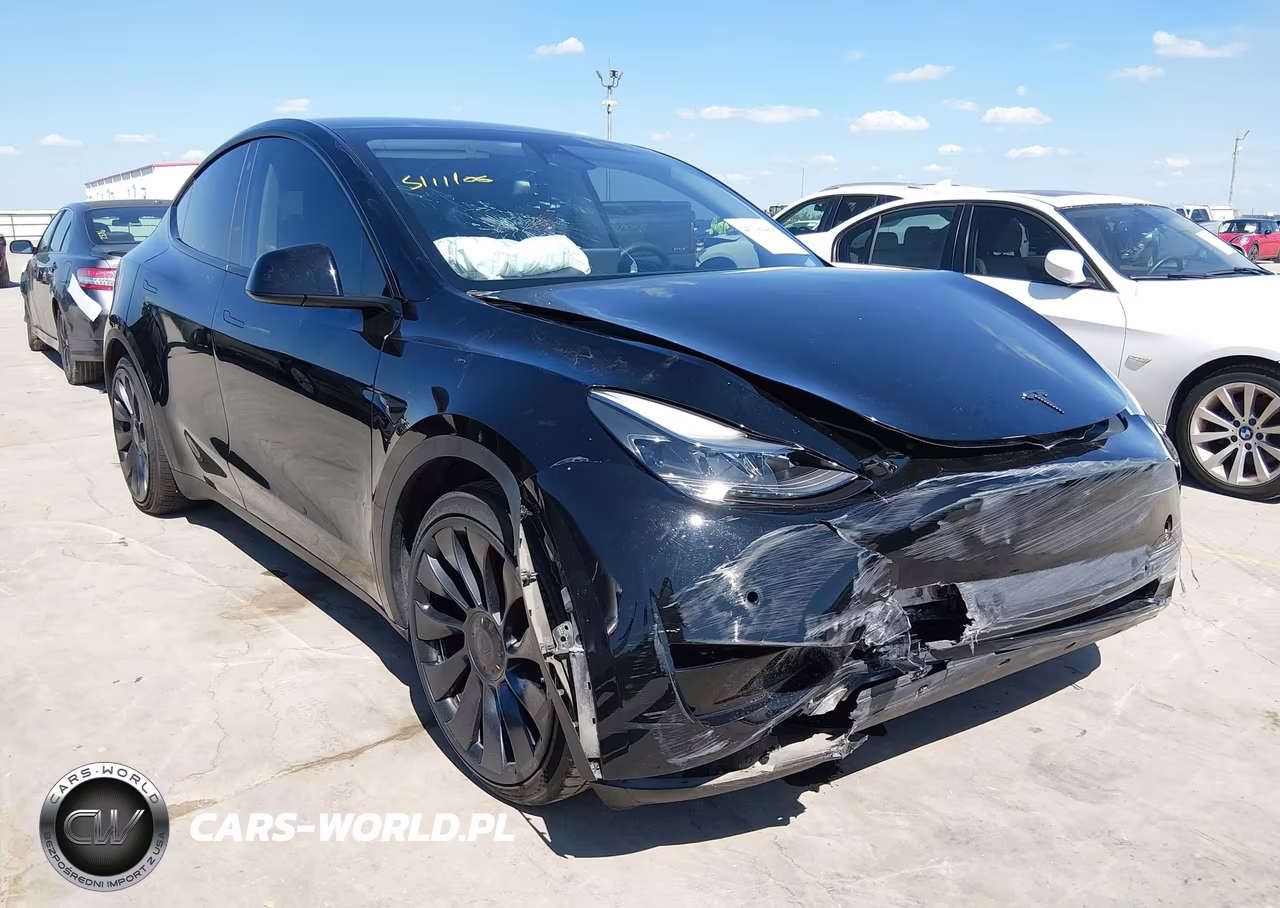 2022 Tesla Model Y Performance Dual Motor All-Wheel Drive – zdjęcie 1 z 19