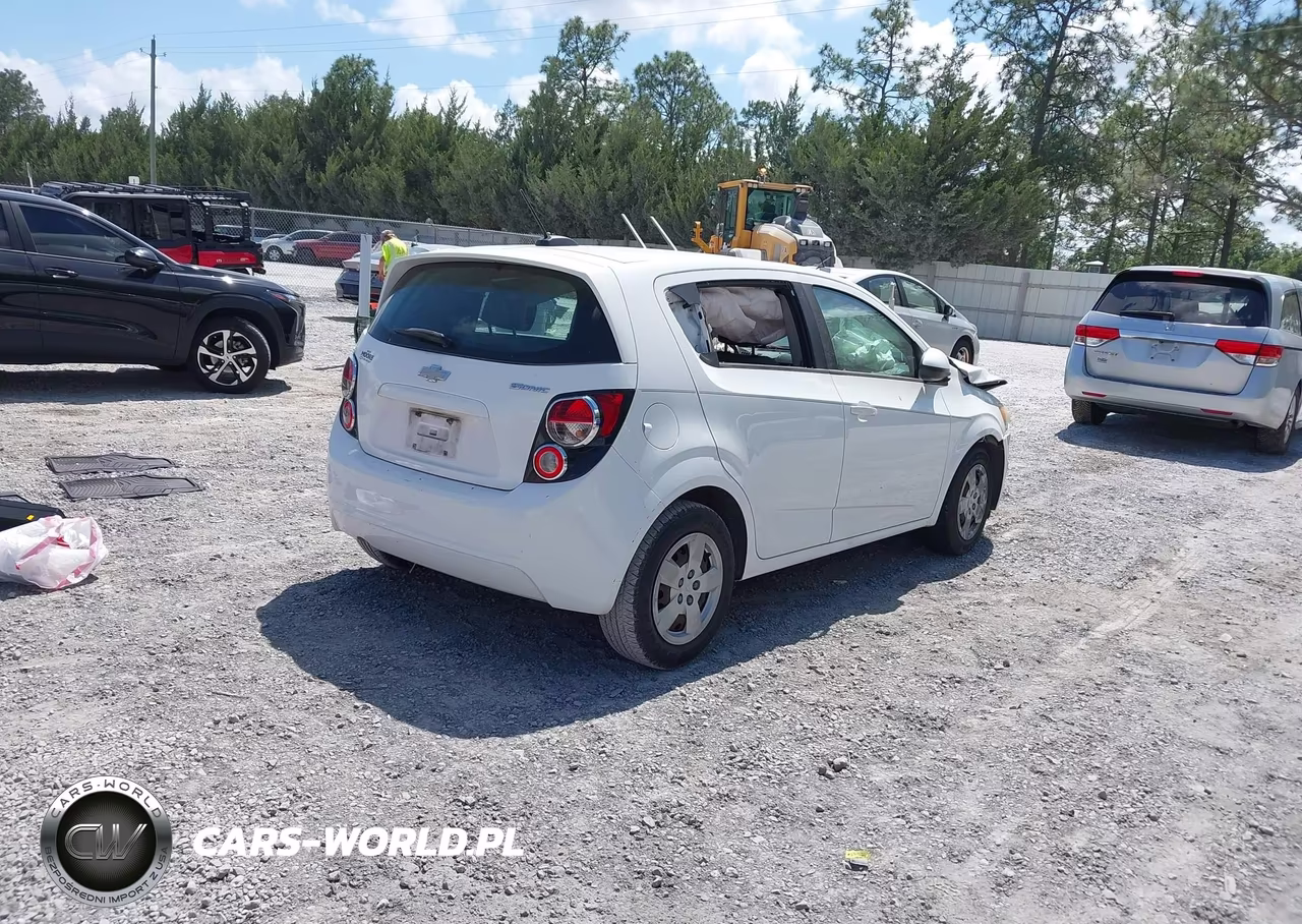 2016 Chevrolet Sonic Ls Auto VIN:1G1JA6SH2G4166541 - 4