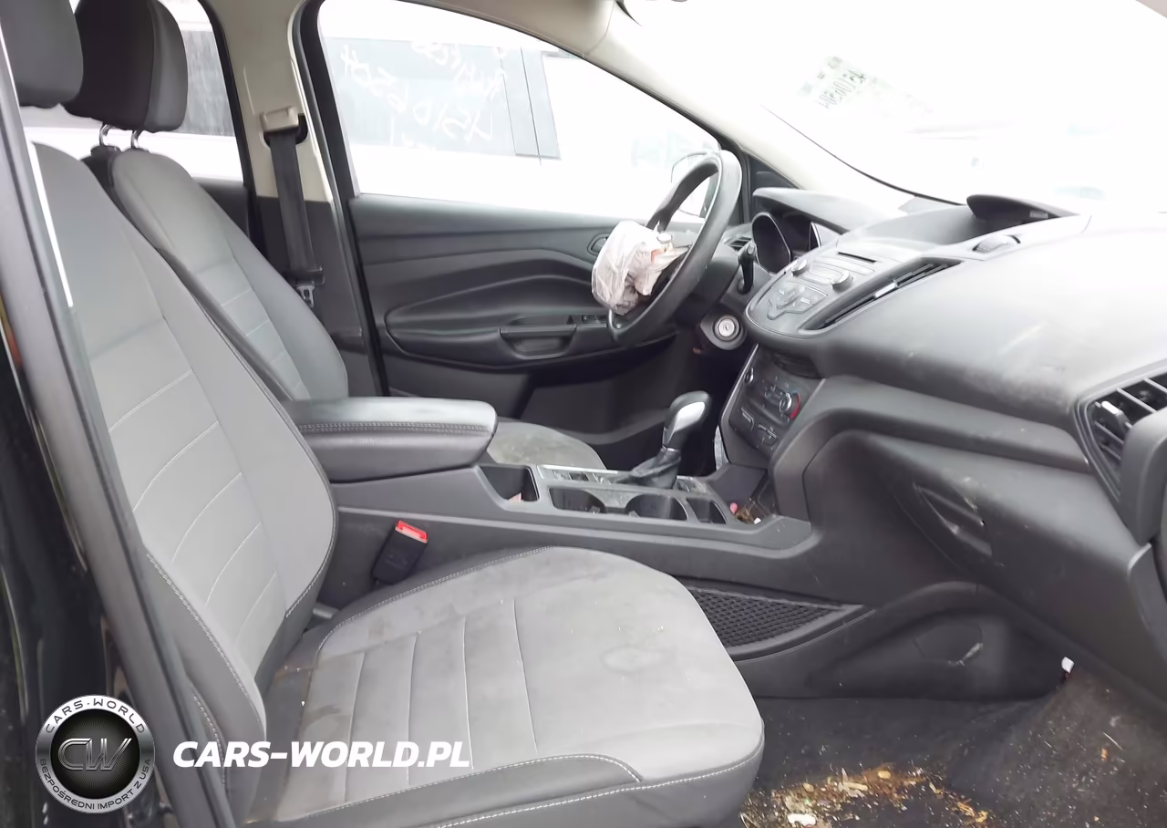 2017 Ford Escape S VIN:1FMCU0F73HUC90501 - 5