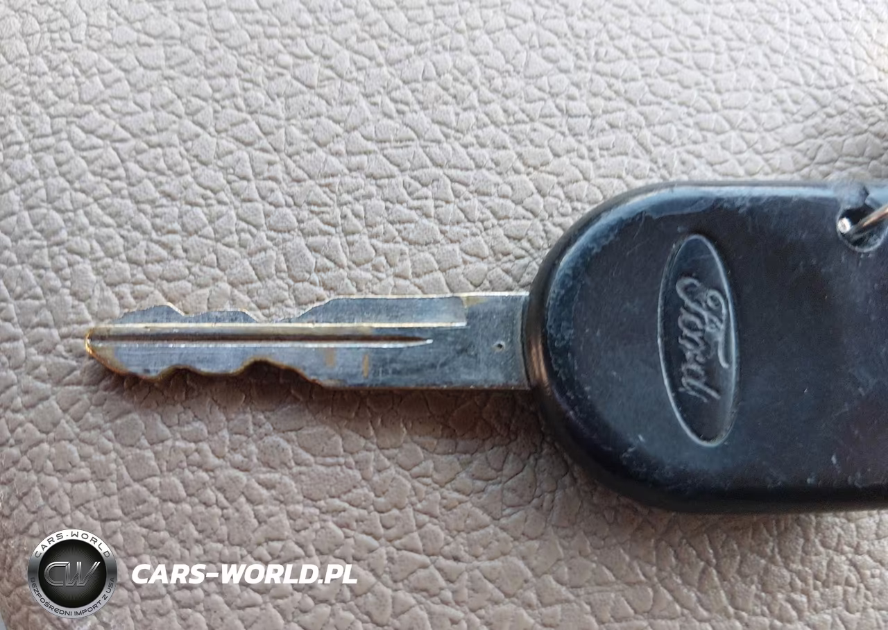 2007 Ford Explorer Xlt VIN:1FMEU63E07UB04460 - 11
