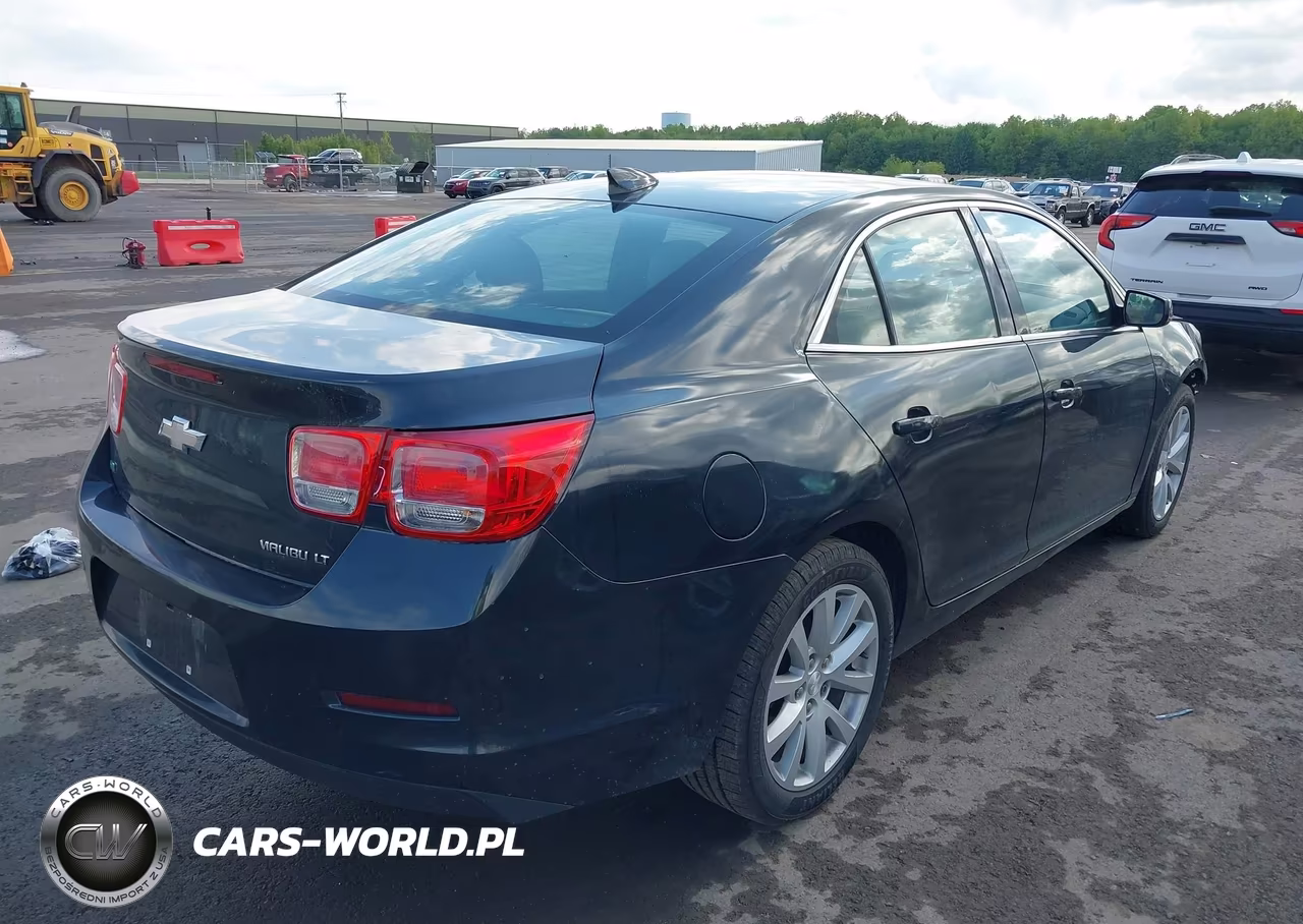 2015 Chevrolet Malibu 2Lt VIN:1G11D5SL9FF126255 - 4