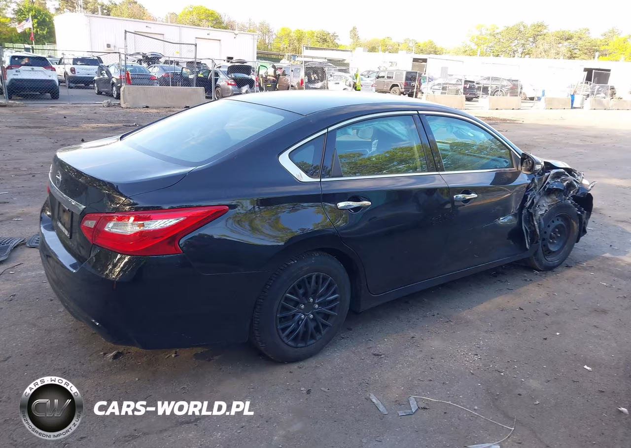 2017 Nissan Altima 2.5 S VIN:1N4AL3AP7HC470194 - 13