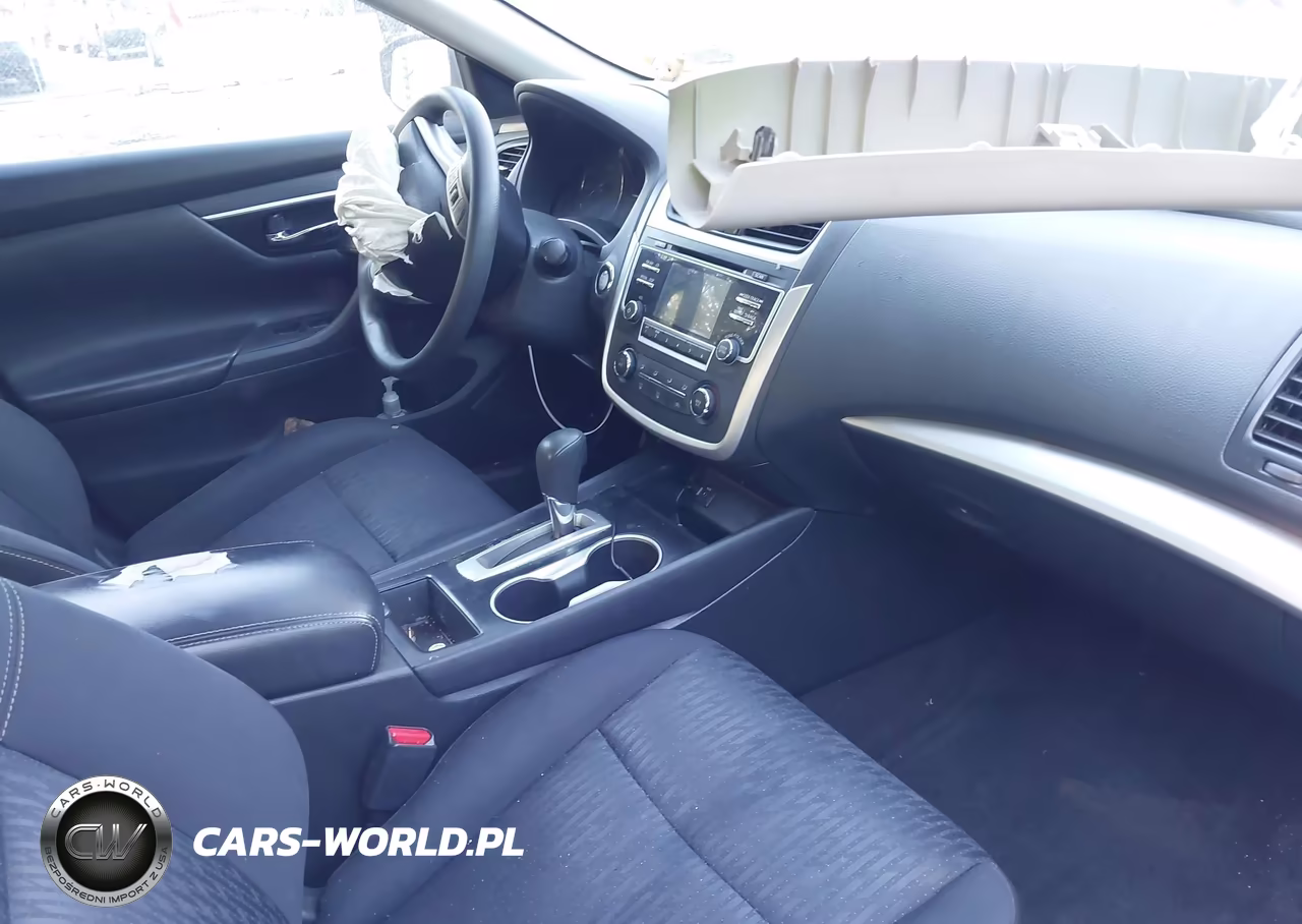 2017 Nissan Altima 2.5 S VIN:1N4AL3AP7HC470194 - 5