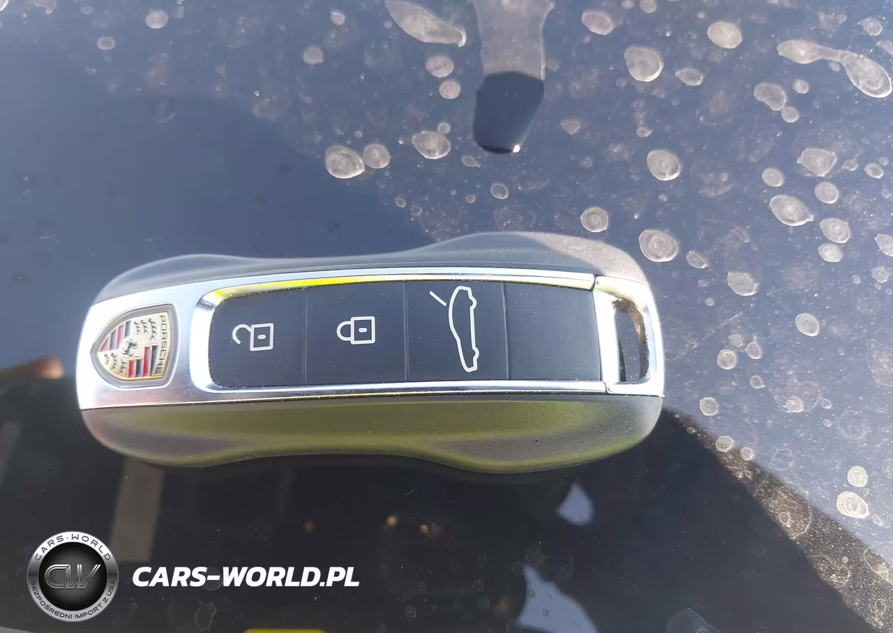 2018 Porsche Panamera 4S VIN:WP0AB2A7XJL135931 - 11