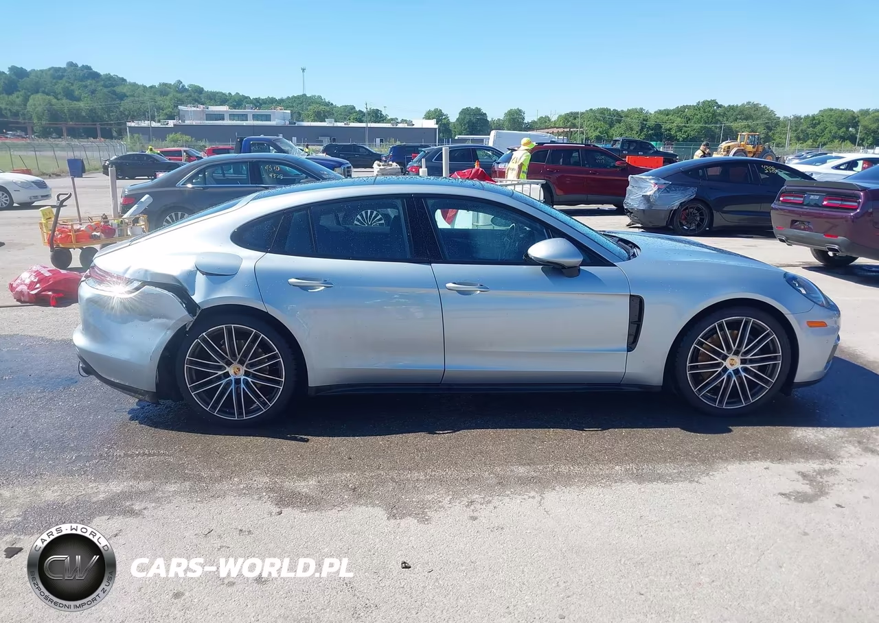 2018 Porsche Panamera 4S VIN:WP0AB2A7XJL135931 - 14