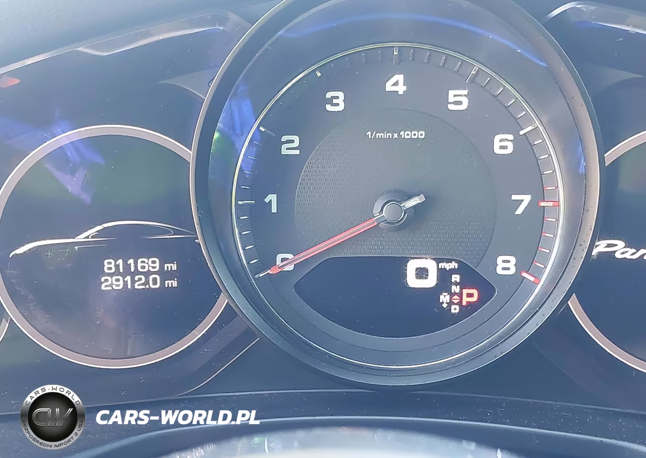 2018 Porsche Panamera 4S VIN:WP0AB2A7XJL135931 - 16