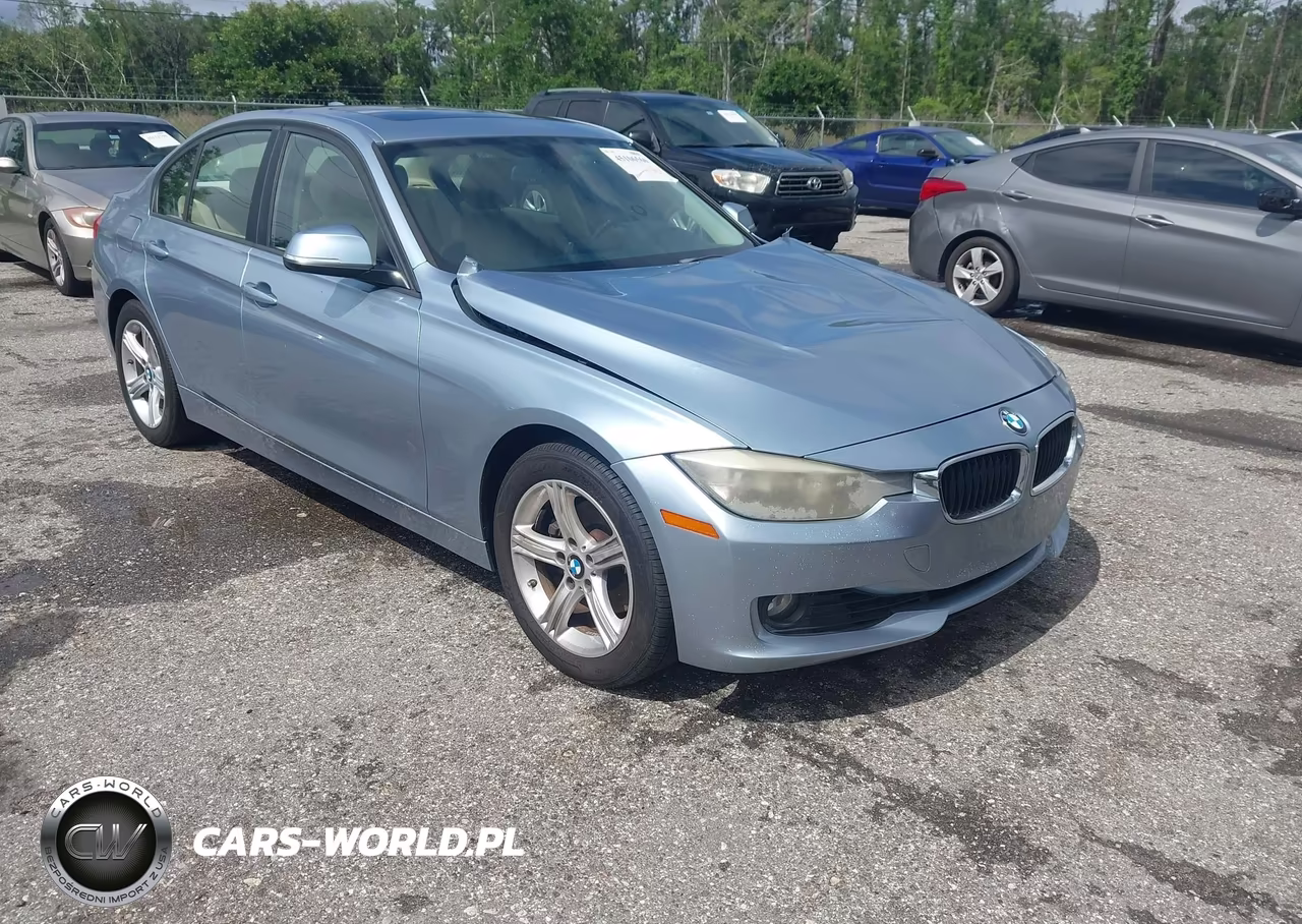 2013 BMW 328I – zdjęcie 1 z 11