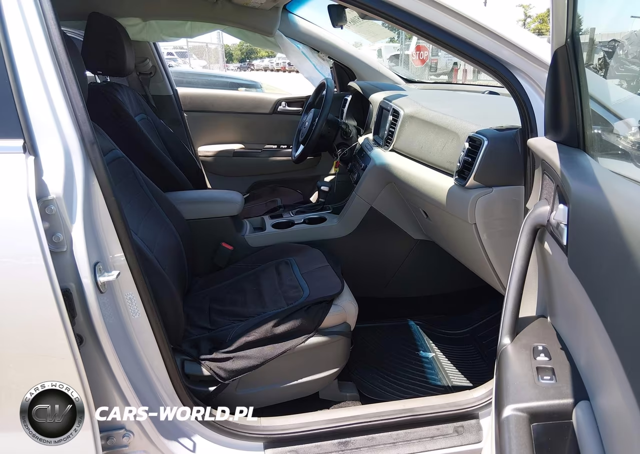 2018 Kia Sportage Lx VIN:KNDPM3AC5J7362296 - 5