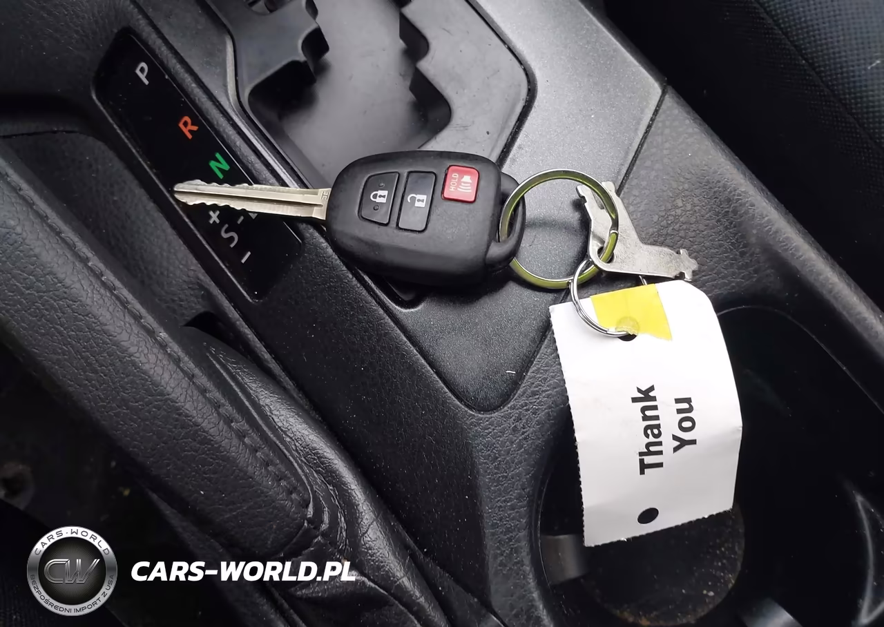 2017 Toyota Rav4 Le VIN:JTMBFREV2HJ137205 - 11