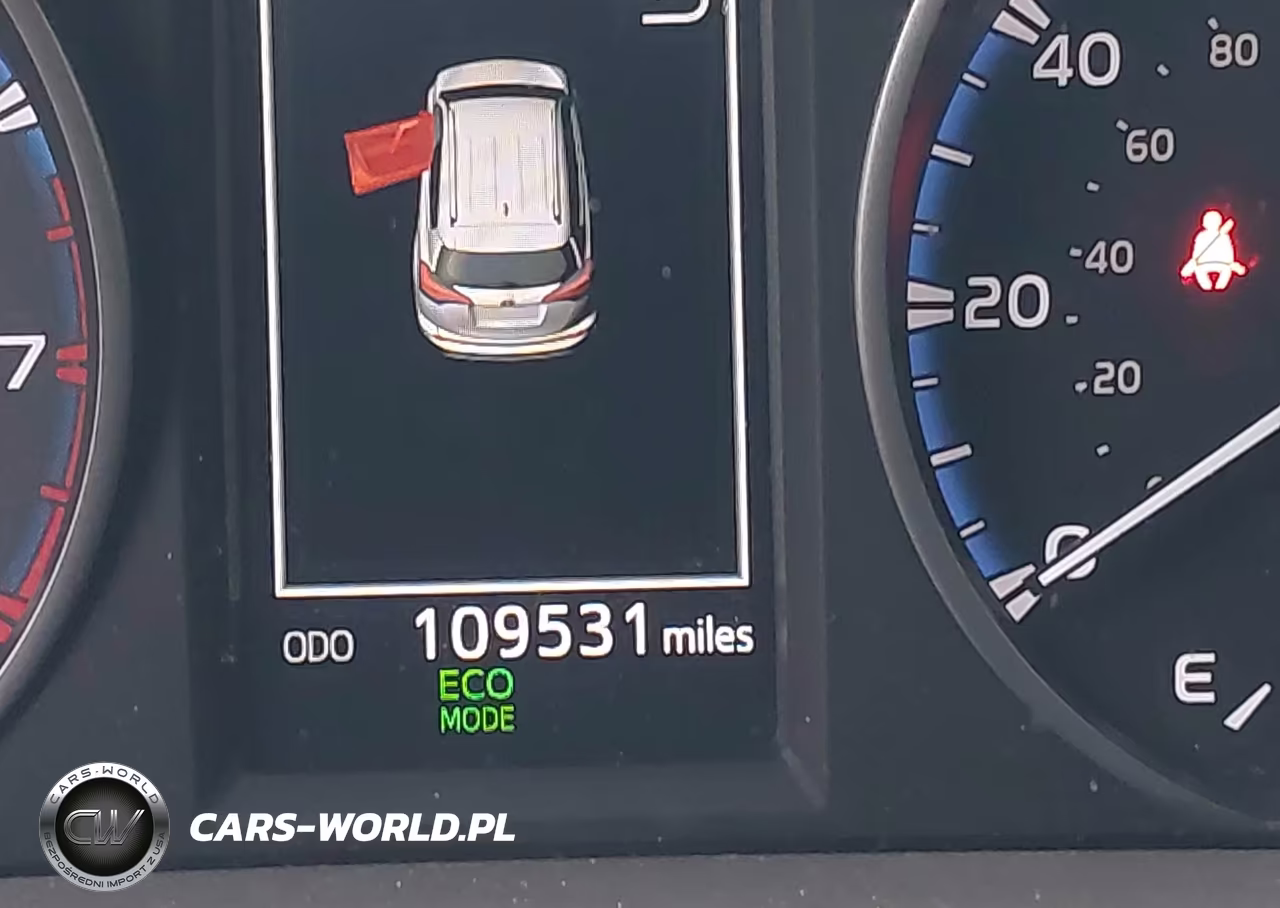 2017 Toyota Rav4 Le VIN:JTMBFREV2HJ137205 - 16
