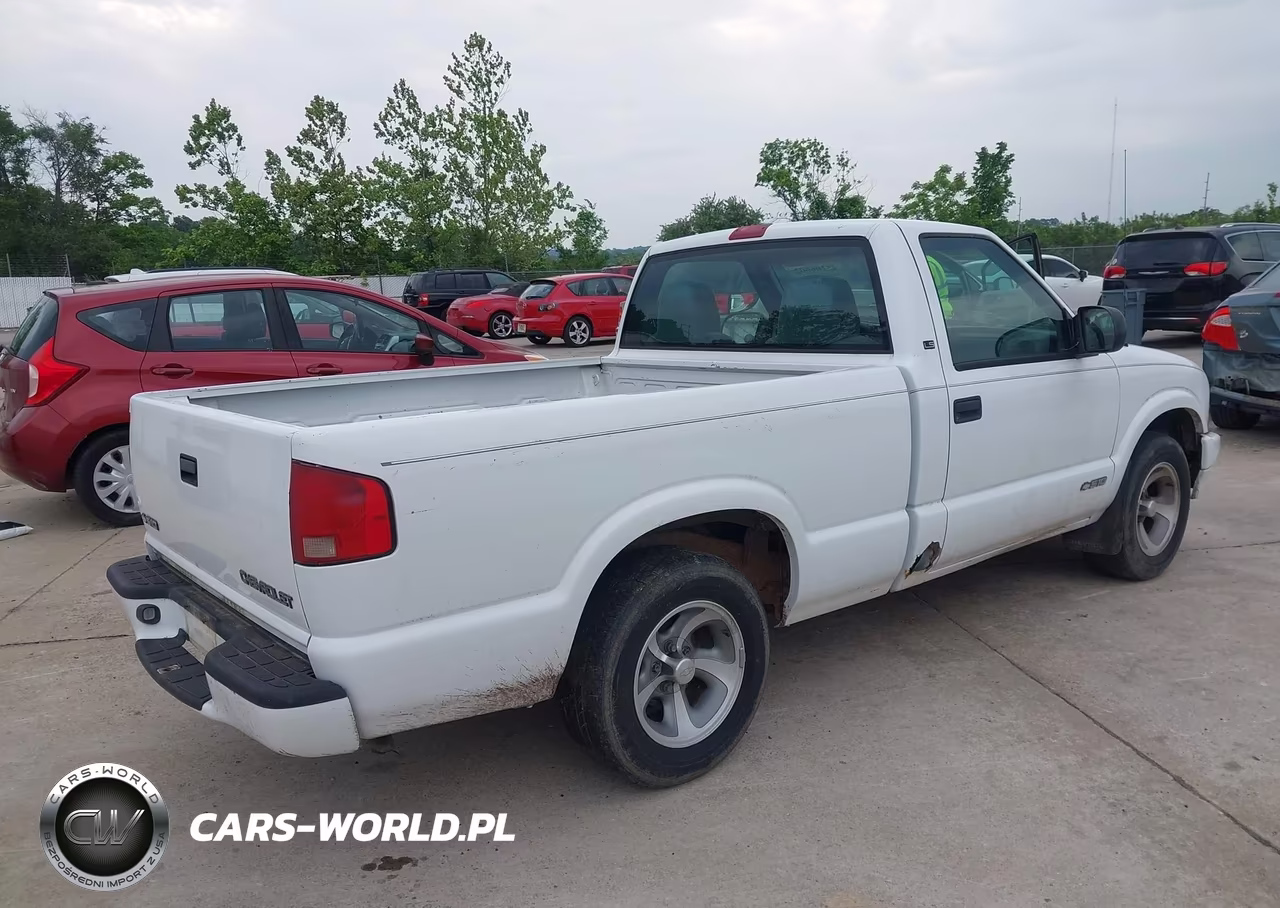 1999 Chevrolet S-10 Ls VIN:1GCCS1444X8111589 - 4