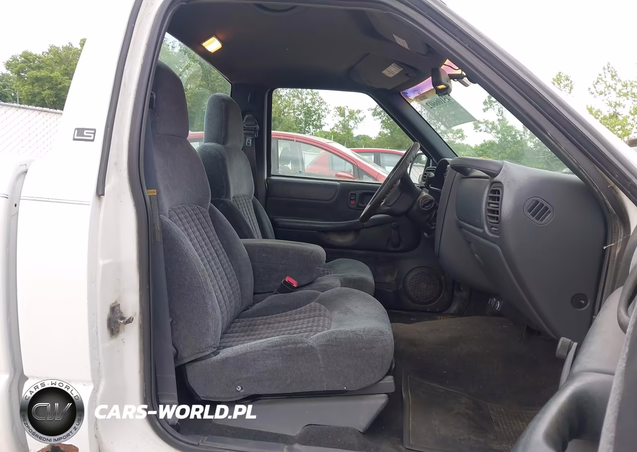 1999 Chevrolet S-10 Ls VIN:1GCCS1444X8111589 - 8