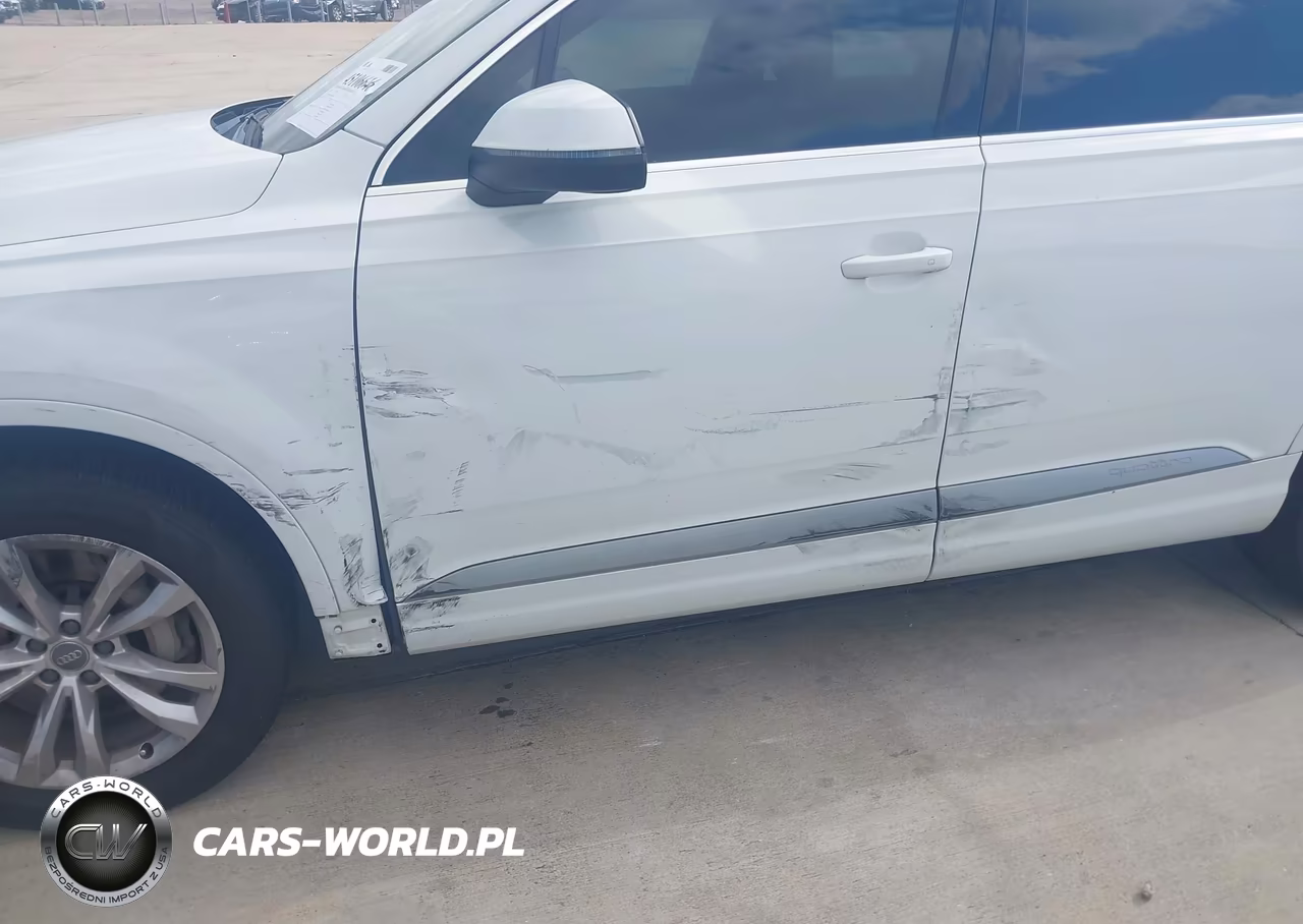 2017 Audi Q7 2.0T Premium VIN:WA1LHAF70HD048791 - 6