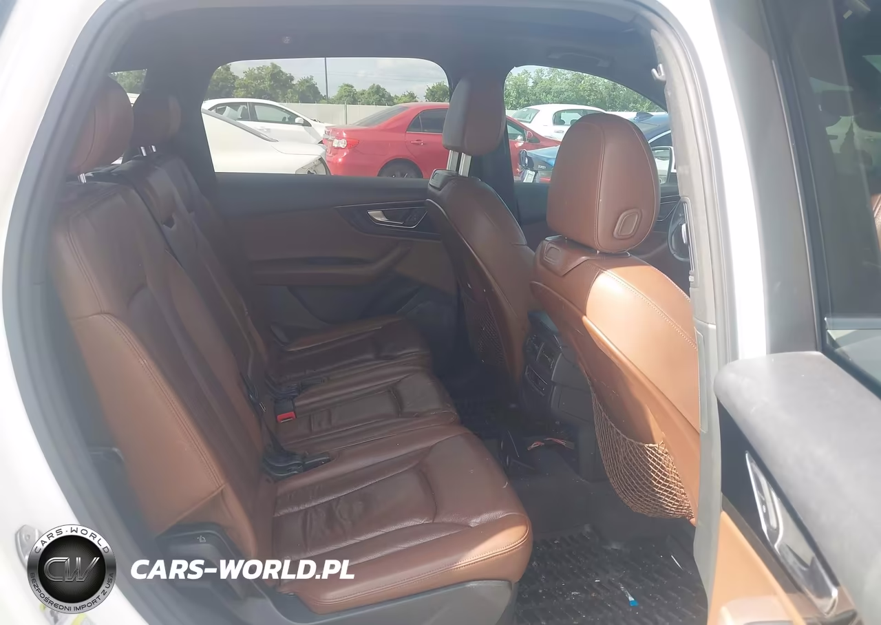 2017 Audi Q7 2.0T Premium VIN:WA1LHAF70HD048791 - 8