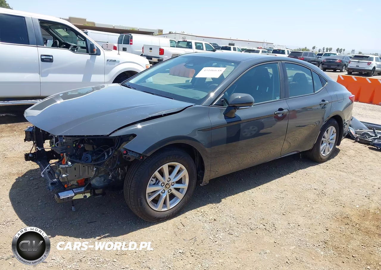 2025 Toyota Camry Le VIN:4T1DAACK5SU123883 - 2