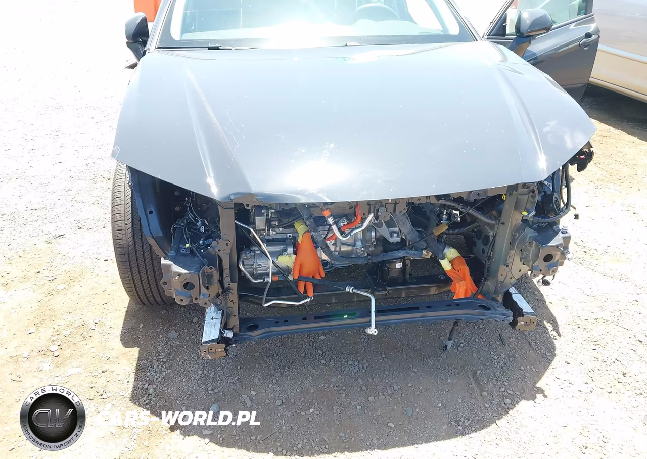 2025 Toyota Camry Le VIN:4T1DAACK5SU123883 - 6