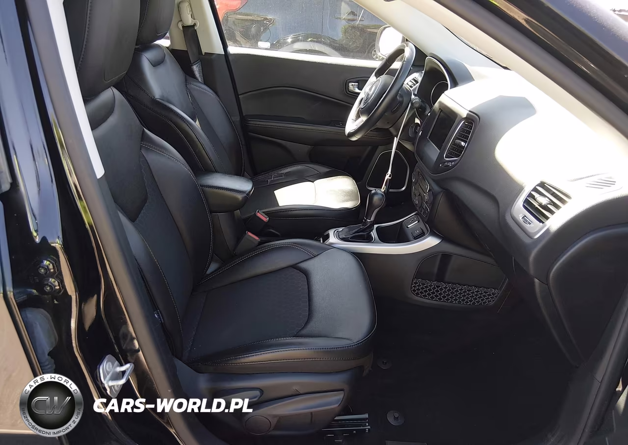 2019 Jeep Compass Latitude Fwd VIN:3C4NJCBB7KT685431 - 5
