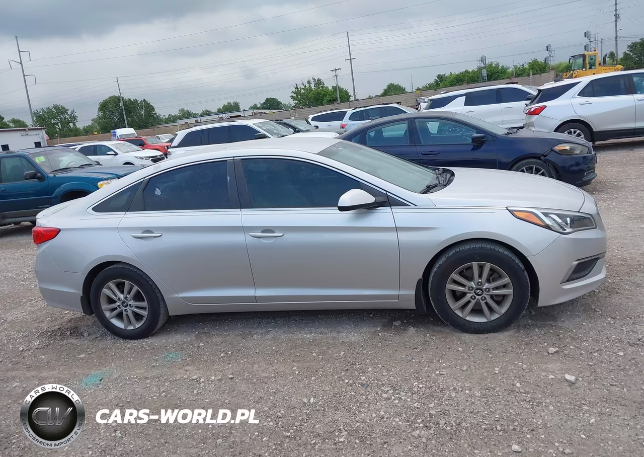 2016 Hyundai Sonata Se VIN:5NPE24AF8GH298613 - 13