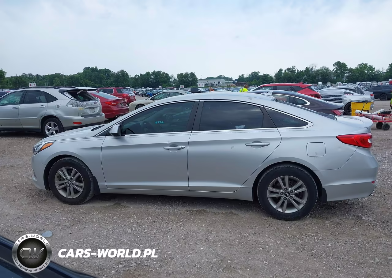 2016 Hyundai Sonata Se VIN:5NPE24AF8GH298613 - 14