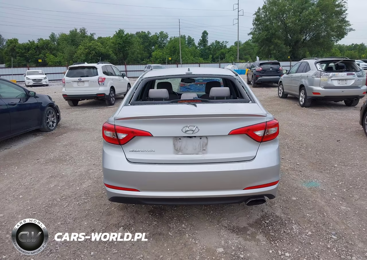 2016 Hyundai Sonata Se VIN:5NPE24AF8GH298613 - 16