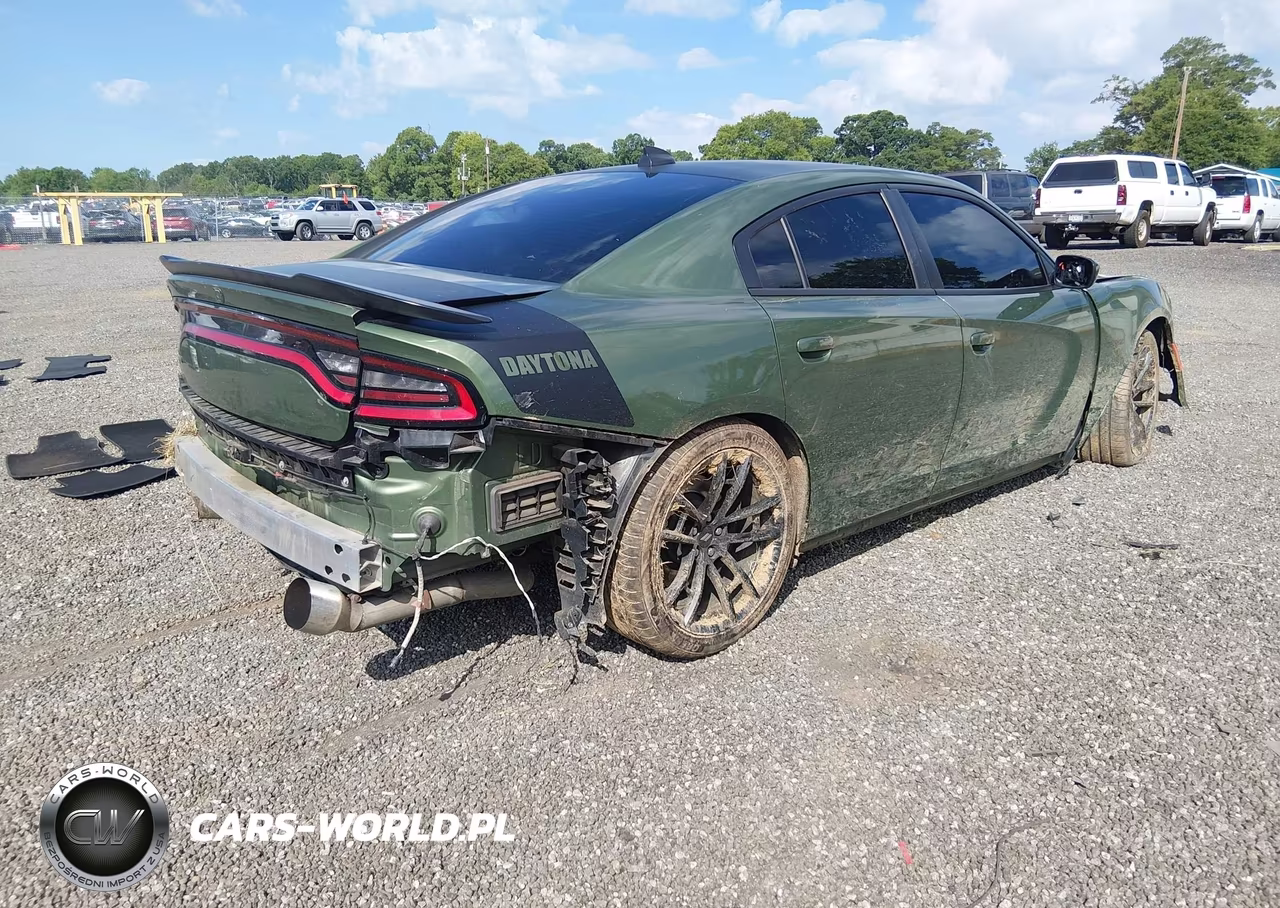 2023 Dodge Charger Scat Pack VIN:2C3CDXGJ1PH619807 - 4