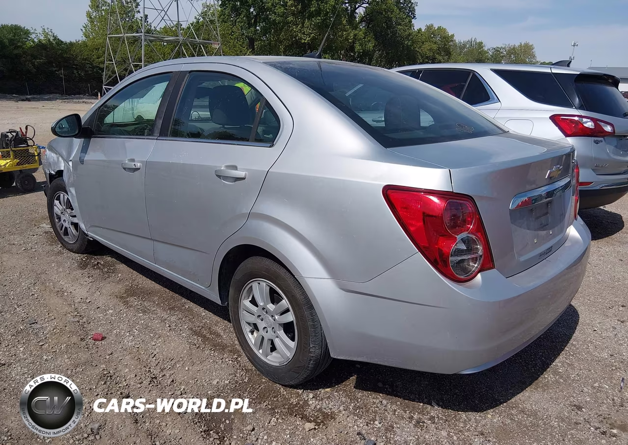 2013 Chevrolet Sonic Lt Auto VIN:1G1JC5SH9D4244975 - 3