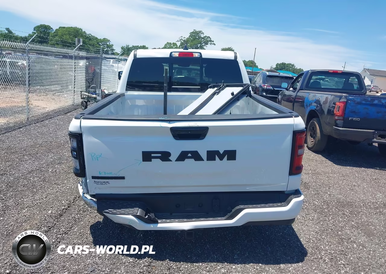 2025 Ram 1500 Big Horn 4X2 5'7 Box VIN:3C6RREFG3S4164090 - 16