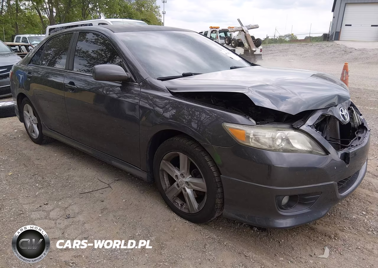 2010 Toyota Camry Se – zdjęcie 1 z 17