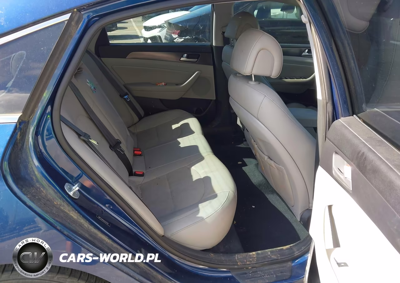 2016 Hyundai Sonata Sport VIN:5NPE34AF6GH315759 - 8